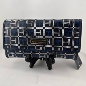 Tommy Hilfiger Navy and White Checkered Wallet